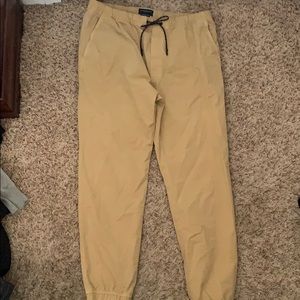 american eagle jogger pants